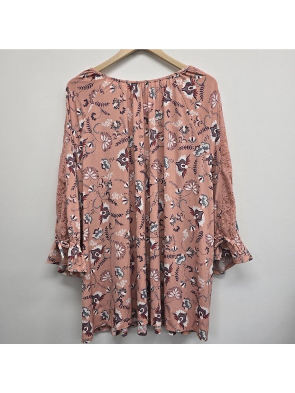Catherines Floral Printed Blouse Top 4X Lace Trim Gathered Sleeve Tie Stretch - Picture 2 of 7
